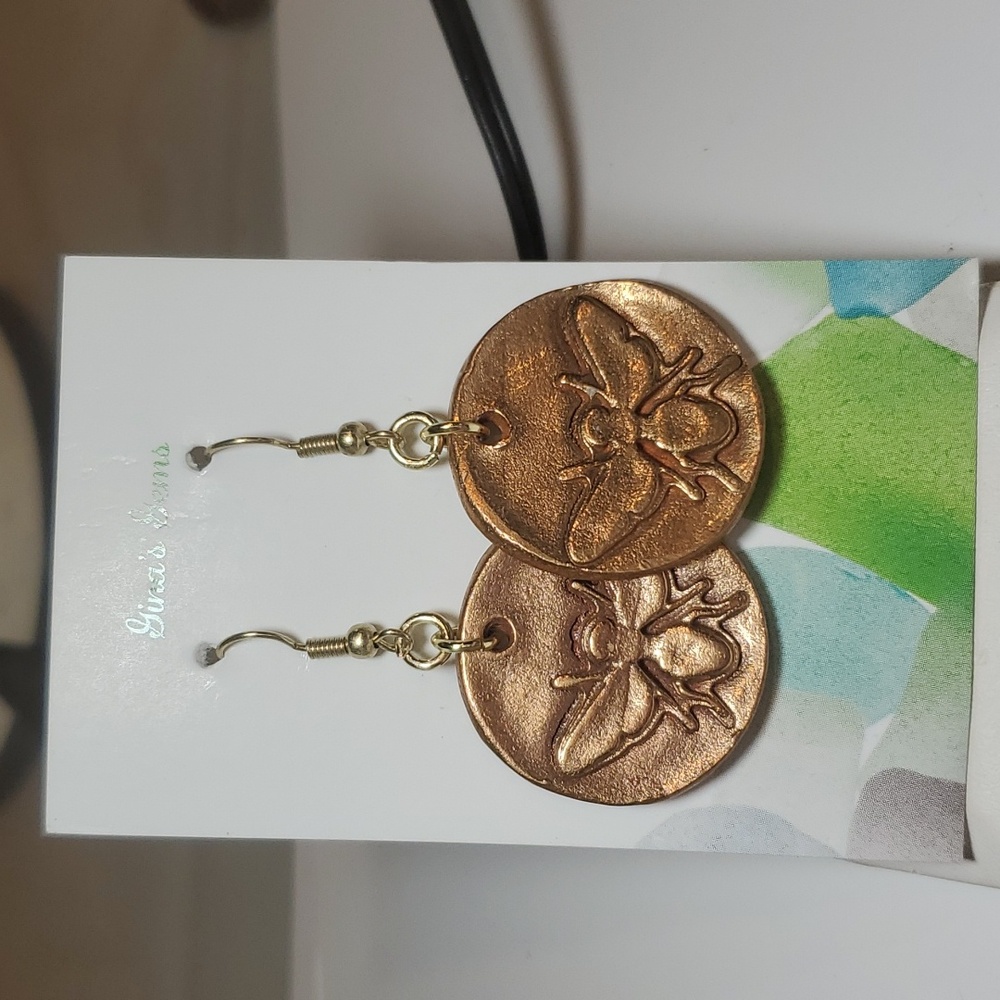 Bee earings bronze handmade